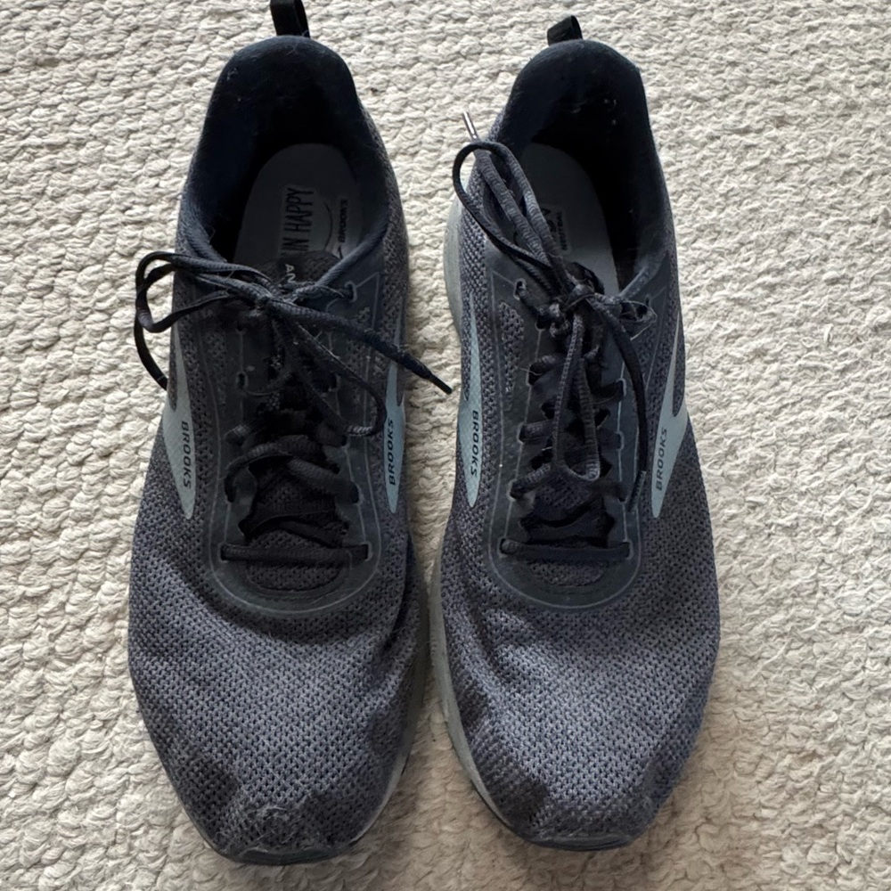 Brooks Anthem 3 road running athletic shoes sneakers men’s men’s 12 gray used